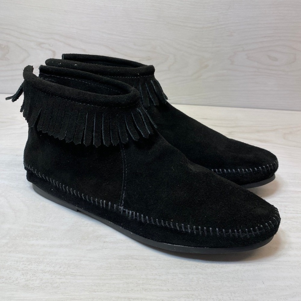 Minnetonka Womens 11 Moccasin Back Zip Ankle Boots Fringe Black Suede Flat 289